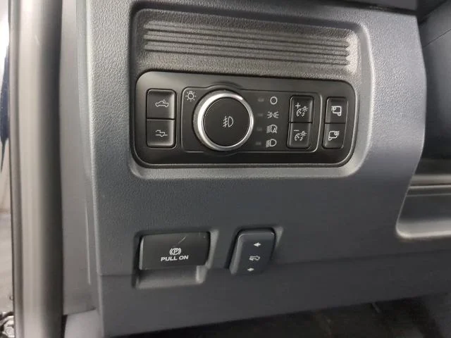 New 2026 Agate Black Metallic Ford F-250® Platinum® image 27