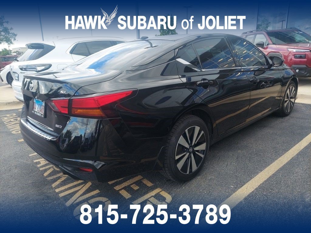 Used 2019 Super Black Nissan 2.5 SL image 9