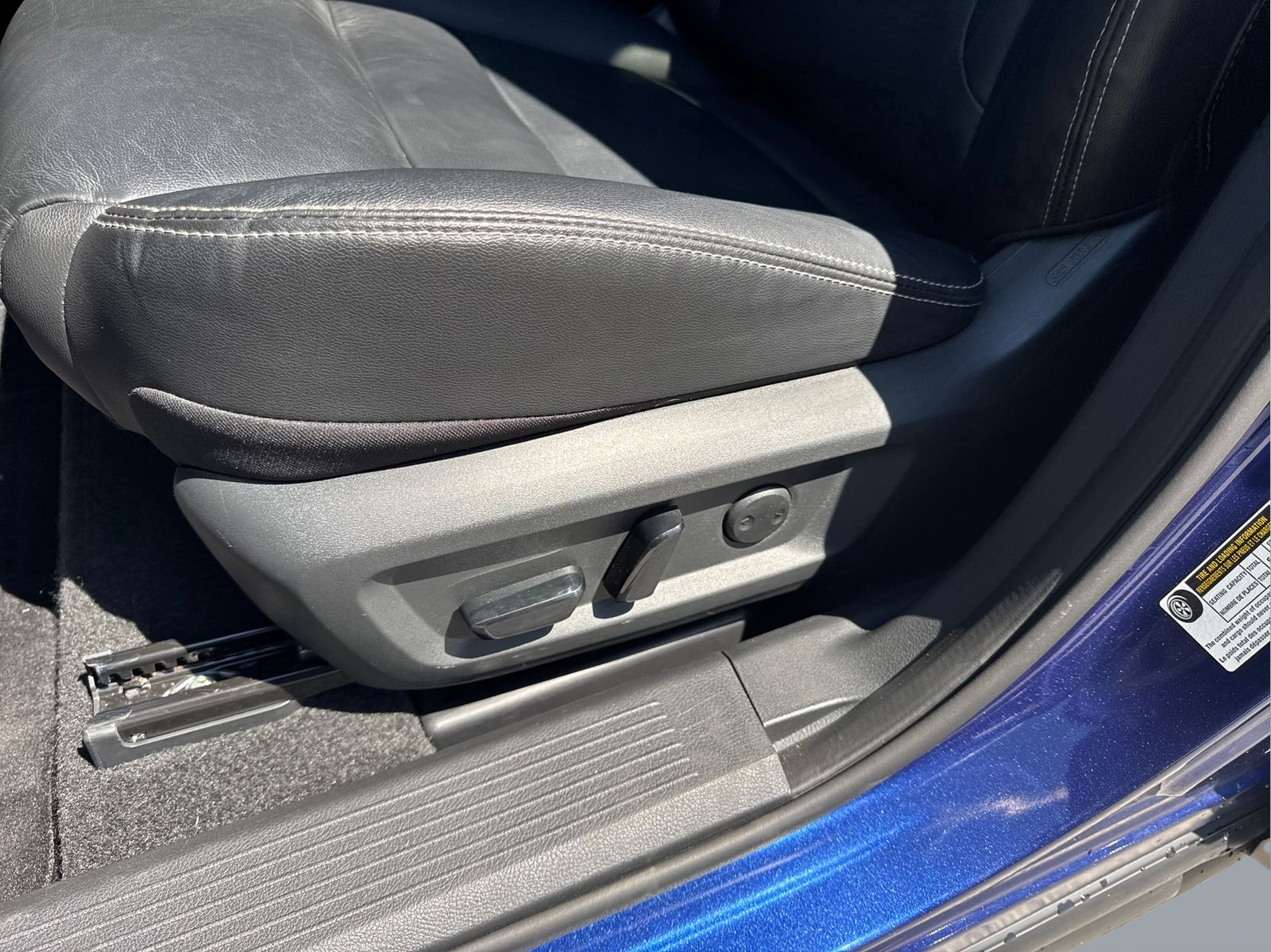 Certified Used 2023 Blue Nissan SL image 26