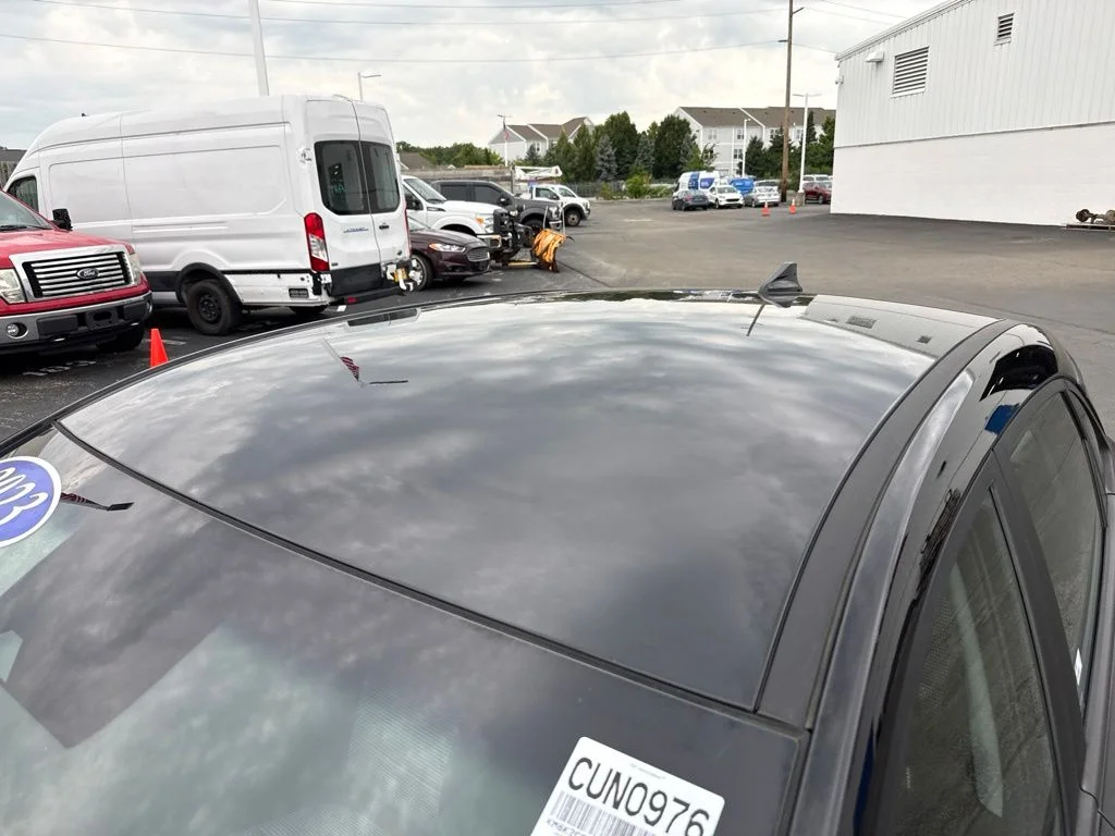 Certified Used 2023 Abyss Black Pearl Hyundai SE image 4