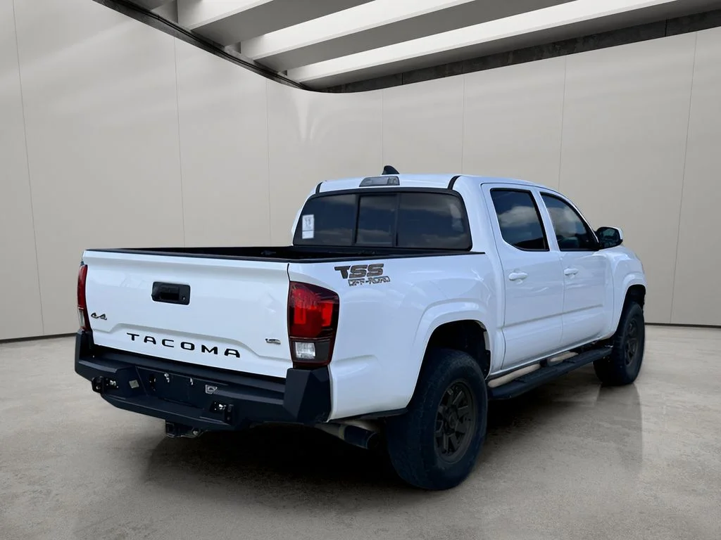 Used 2023 Ice Cap Toyota SR image 6