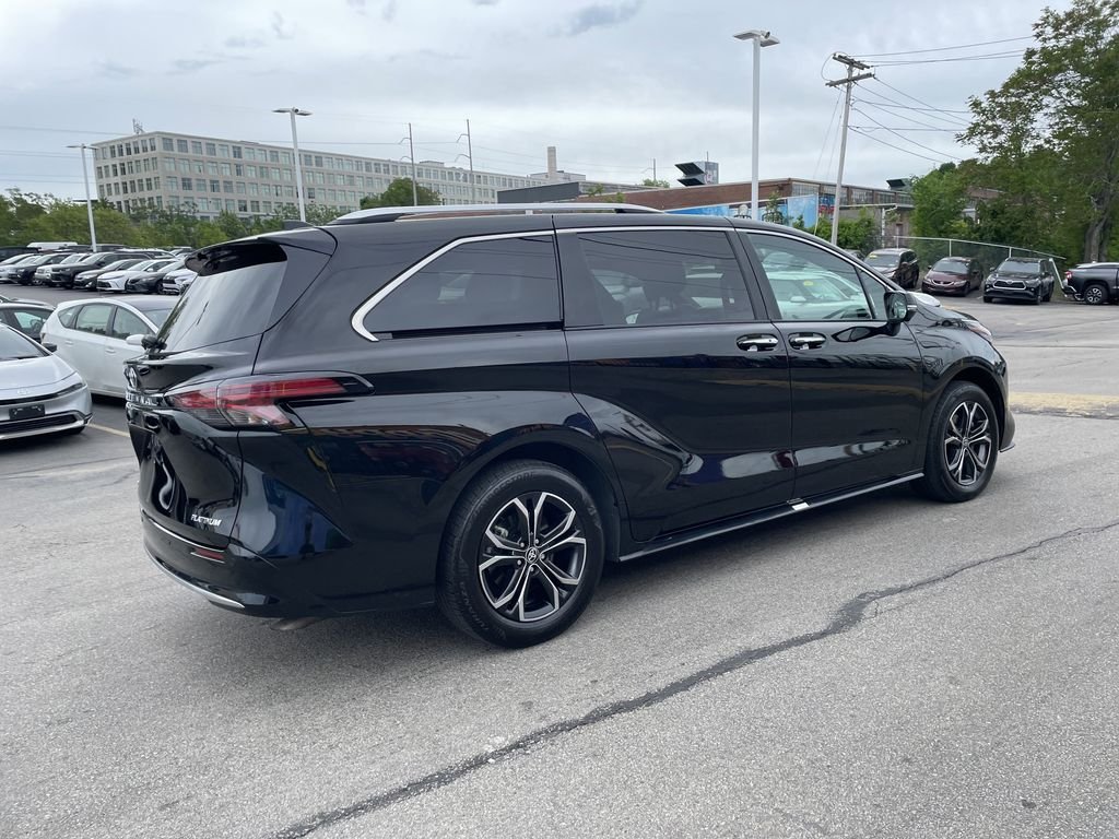 Used 2025 Black Toyota Platinum image 8