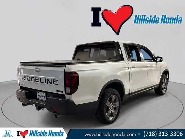 Certified Used 2025 Platinum White Pearl Honda AWD TRAILSPORT image 5