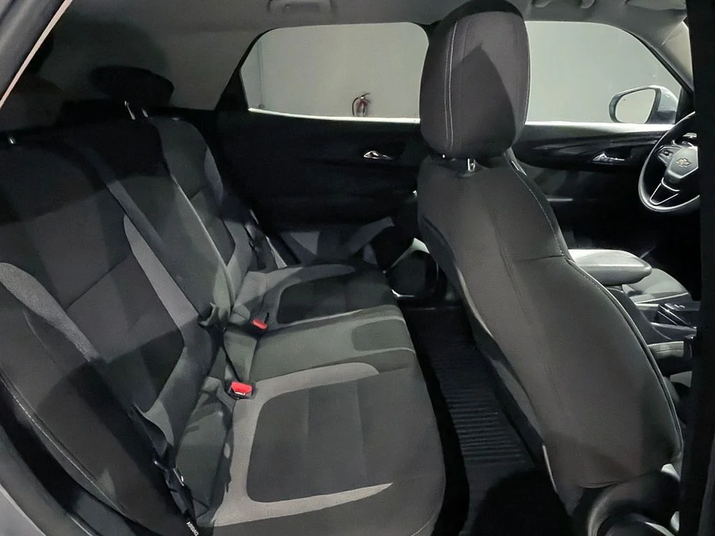 Used 2025 Gray Chevrolet LT image 22