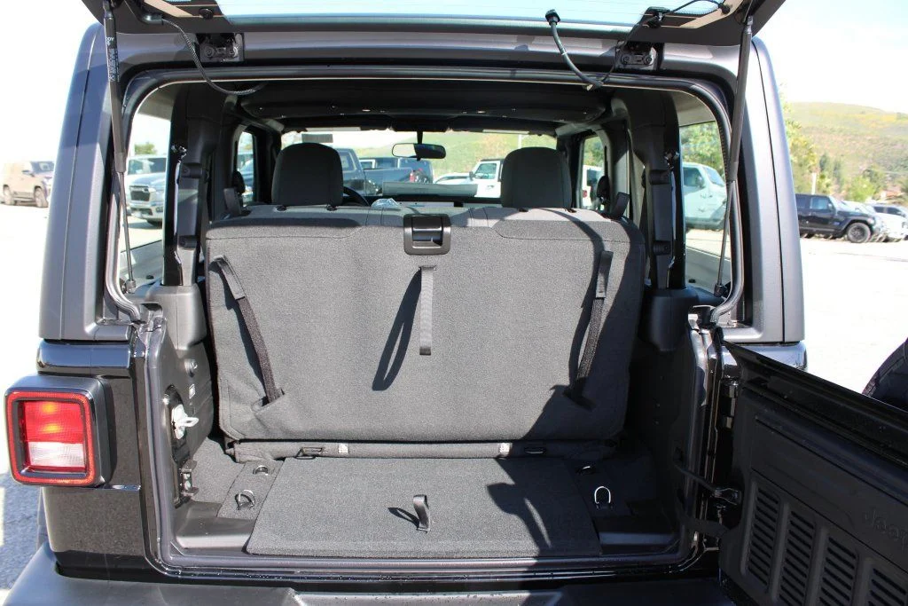 New 2026 Black Clear-Coat Exterior Paint Jeep Sport image 27