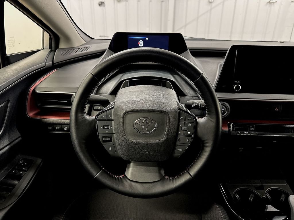 Used 2024  Toyota SE image 11