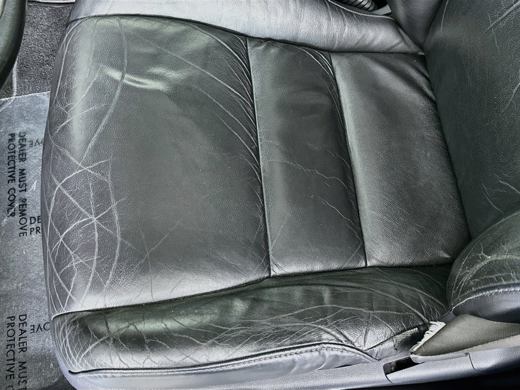 Used 2010 Alabaster Silver Metallic Honda EX-L image 18