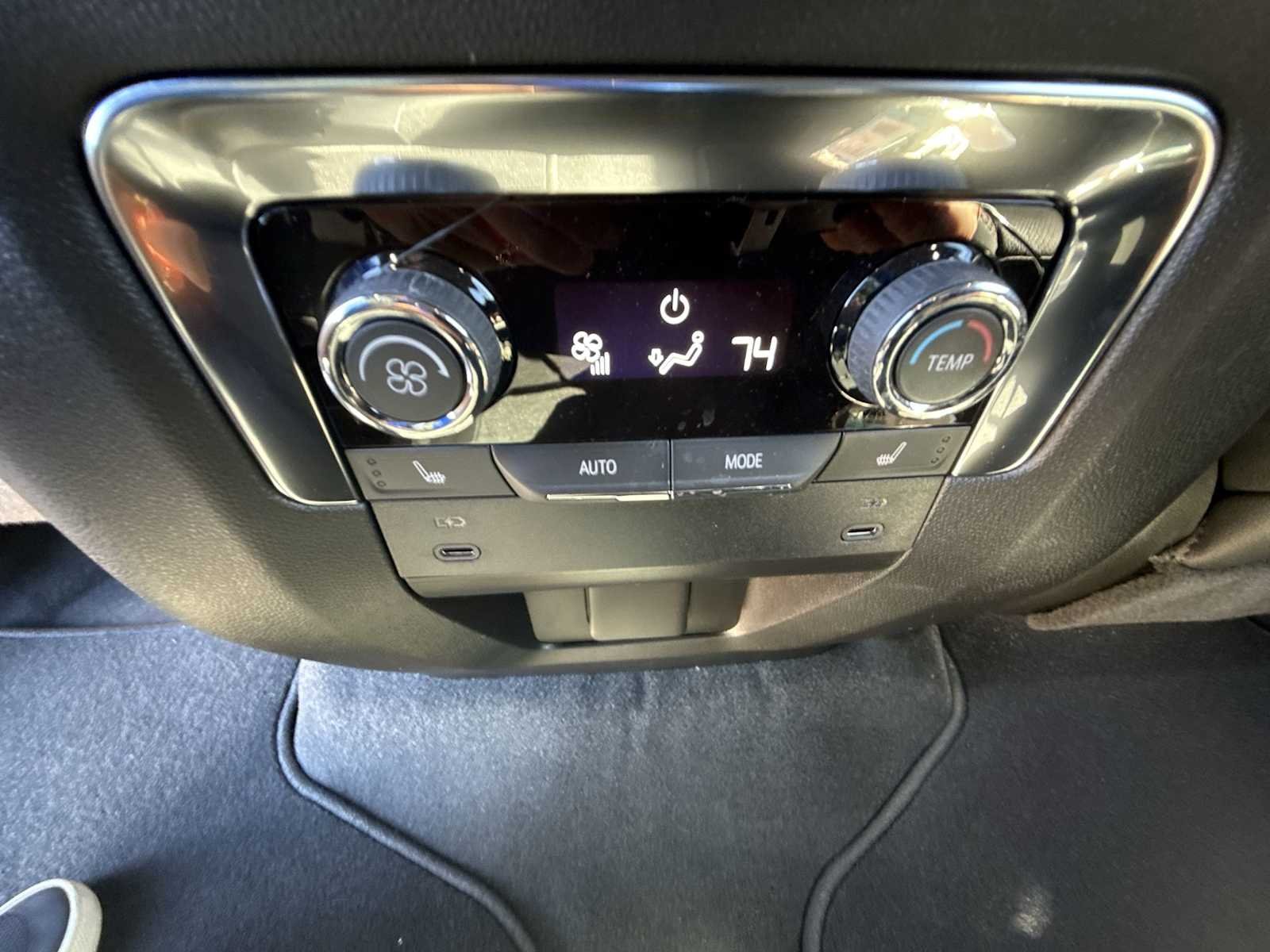 2025 Chevrolet Tahoe High Country - Photo 21