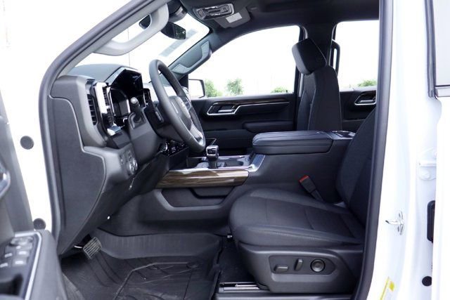 2026 Chevrolet Silverado 1500 LT - Photo 8