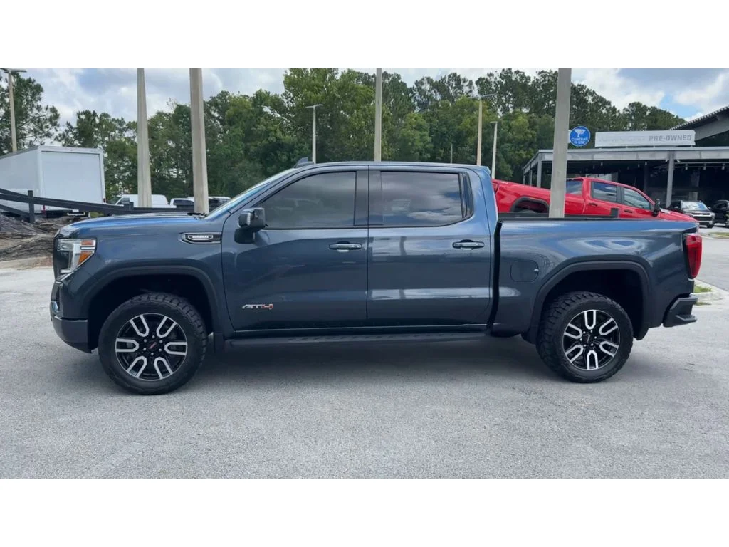 Used 2021 Dark Sky Metallic GMC AT4 image 5