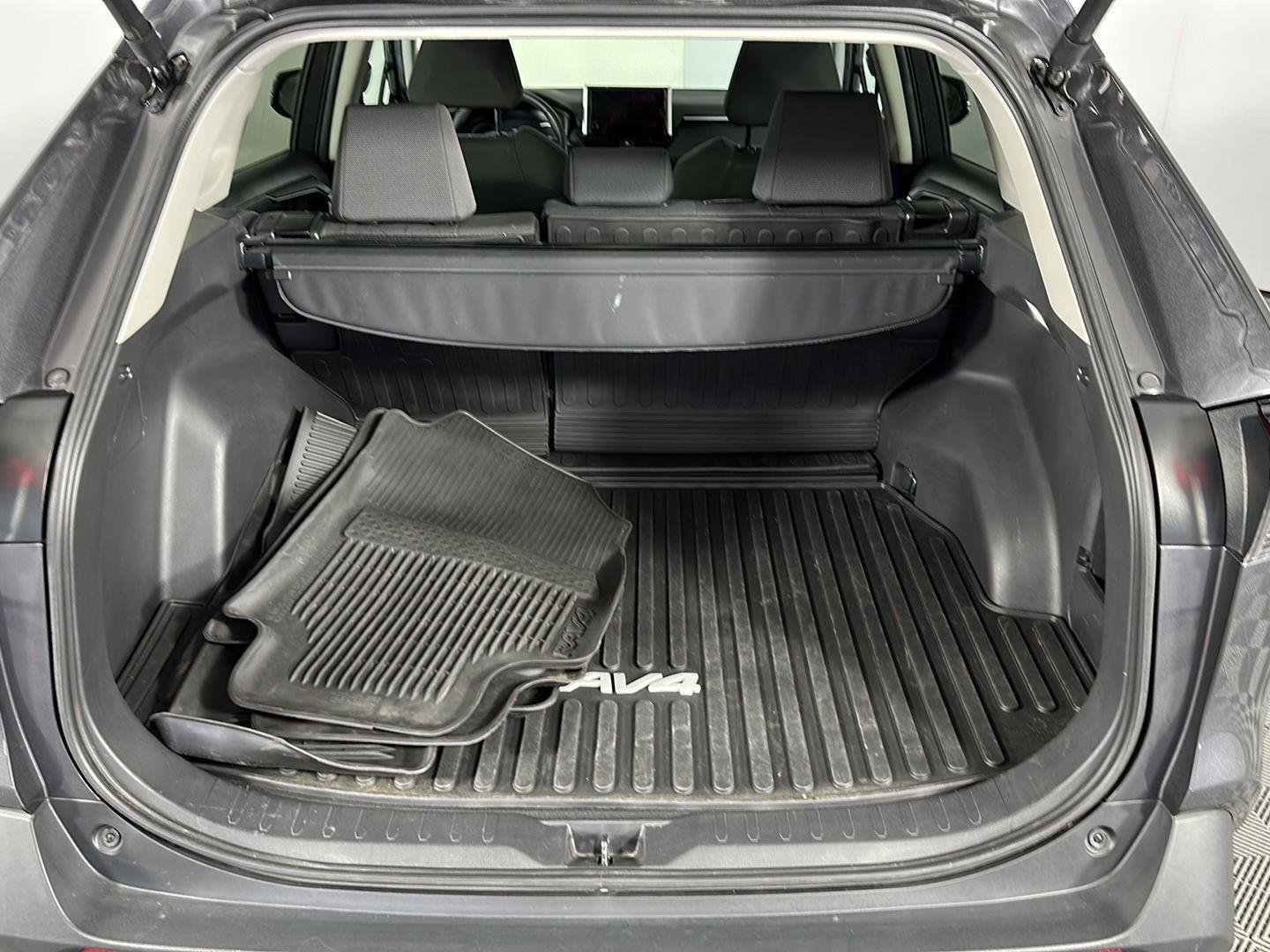 Used 2024 Magnetic Gray Metallic Toyota XLE image 21