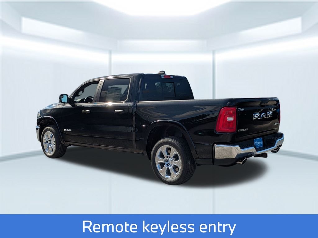 New 2026 Diamond Black Crystal Pearl-Coat Exterior Paint RAM Big Horn/Lone Star image 3