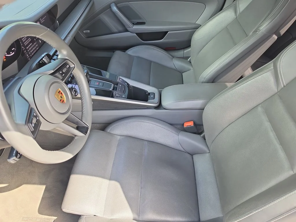 Used 2021 Gray Porsche  image 12