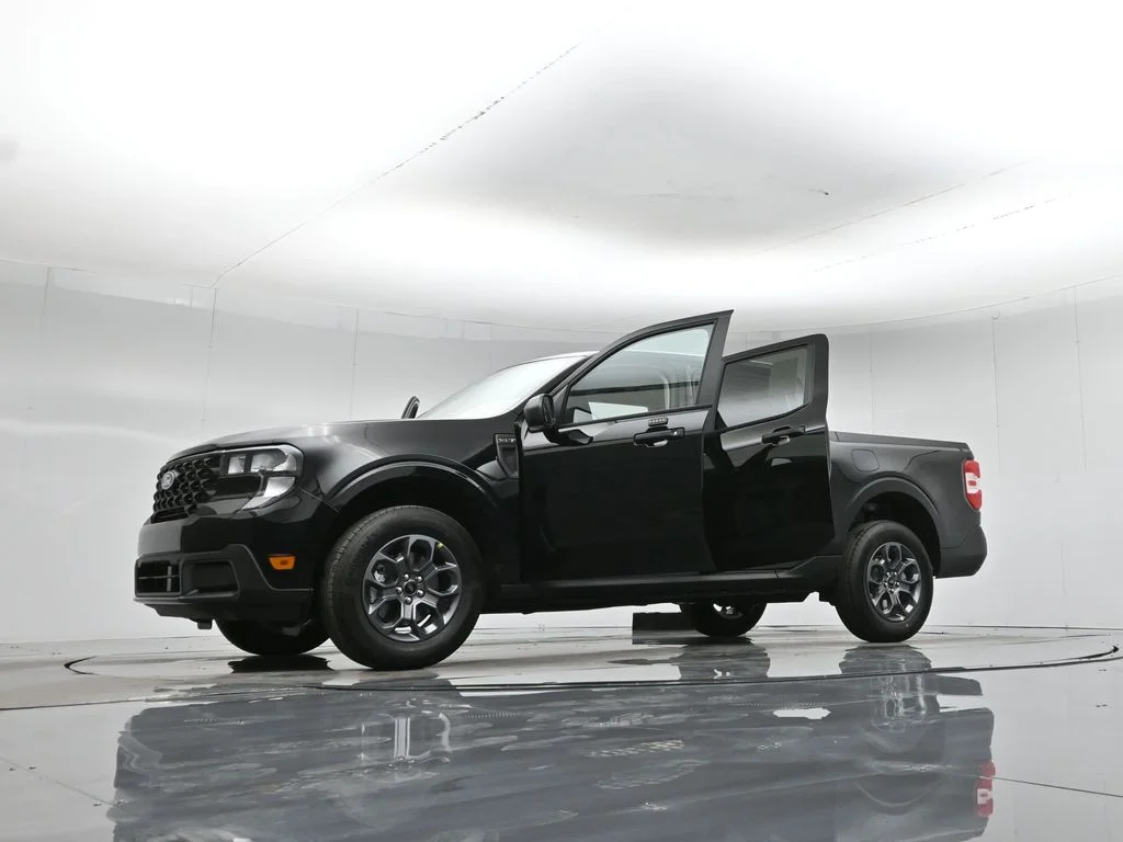 New 2026 Black Ford XLT image 46