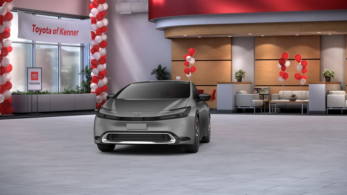 New 2027 Guardian Gray Toyota XLE image 18