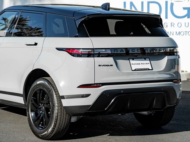 Certified Used 2026 Arroios Grey Metallic Land Rover S image 10