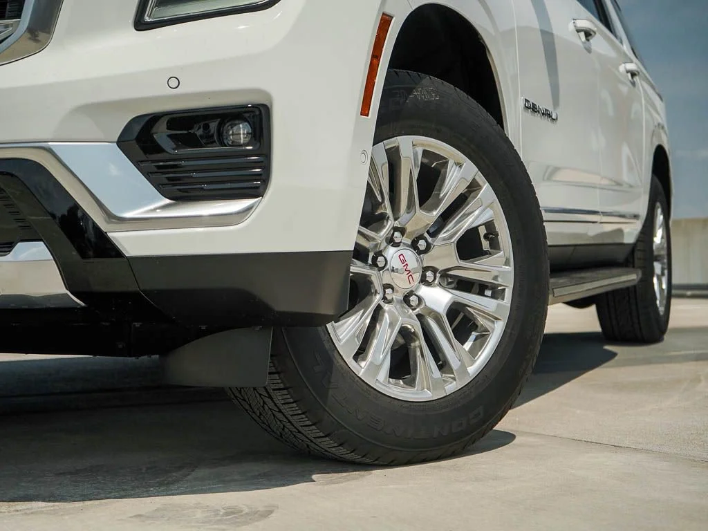New 2026 Summit White GMC Denali image 5