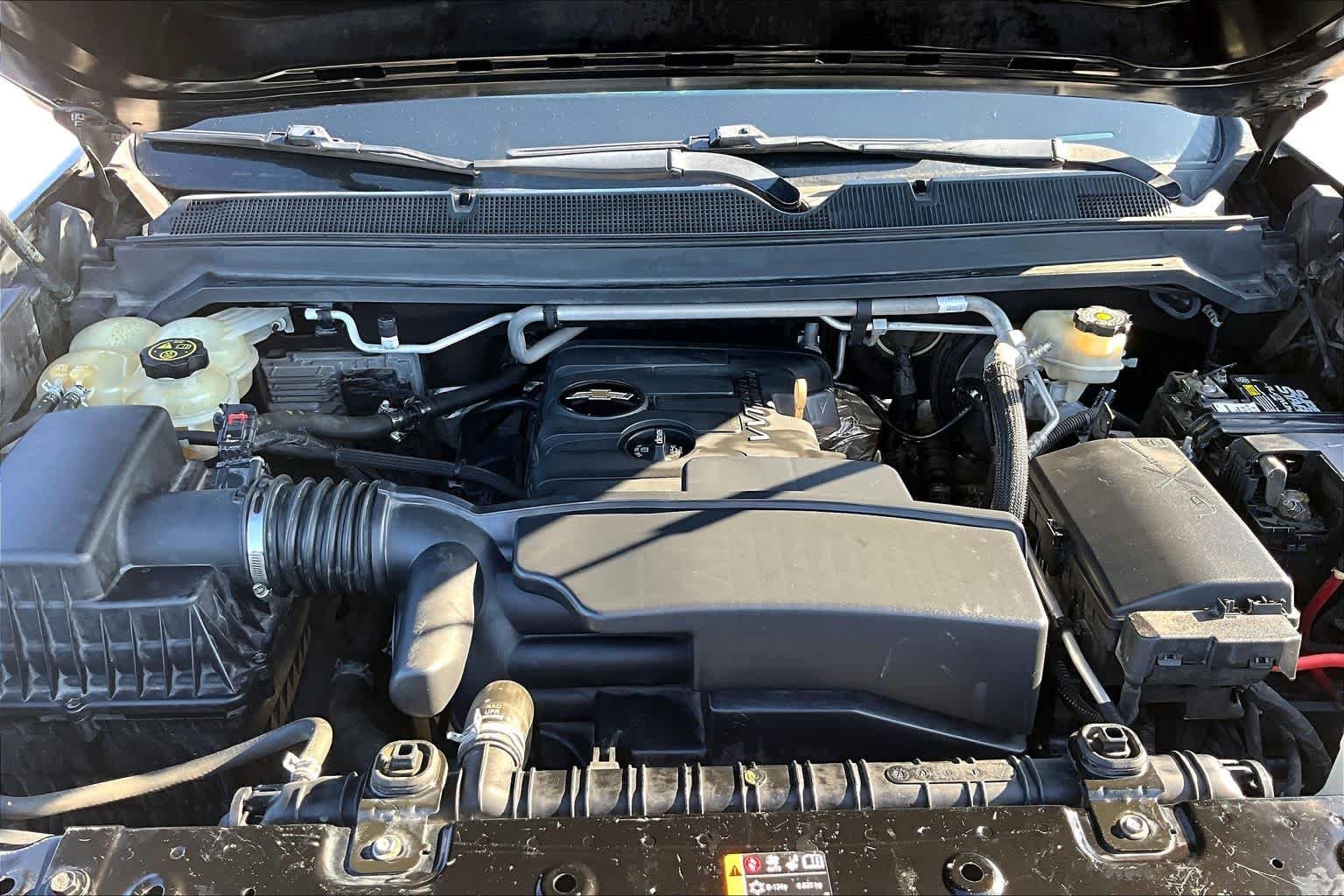 Used 2016 Black Chevrolet 2WD LT image 32