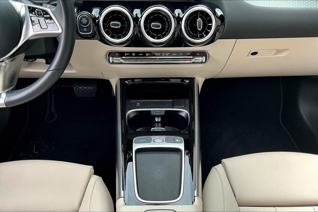 Certified Used 2025 White Mercedes-Benz GLA 250 image 24