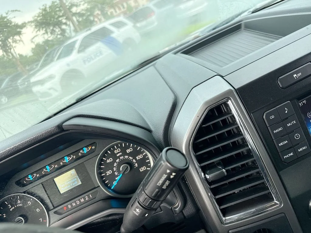 Used 2015 Ingot Silver Ford XLT image 15