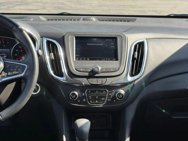 Used 2024 Summit White Chevrolet LT image 18