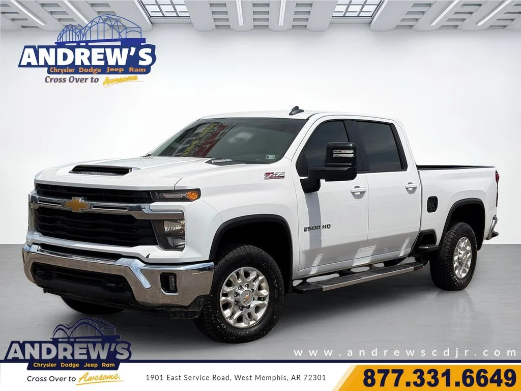 2024 Chevrolet Silverado HD LT 4WD Crew Cab Standard Box's photo