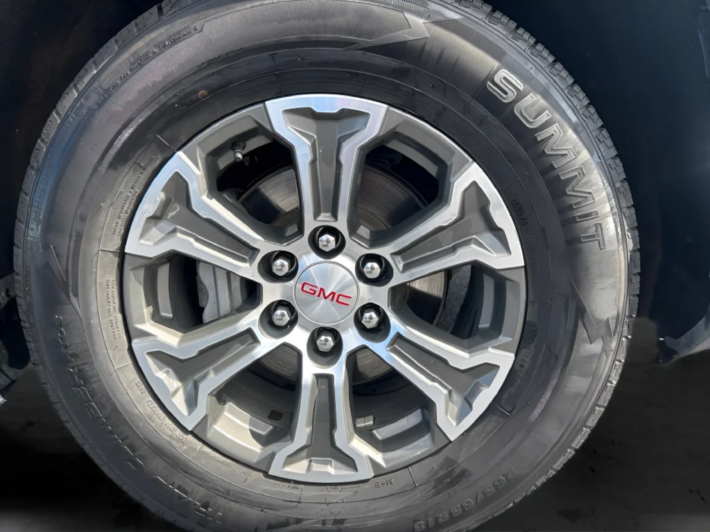 2025 GMC Sierra 1500 SLT - Photo 31