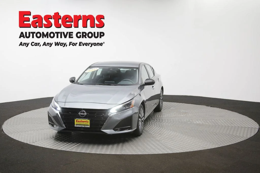 Used 2025 Gray Nissan 2.5 SV image 53