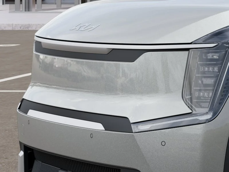 New 2026 Ivory Kia Wind image 12