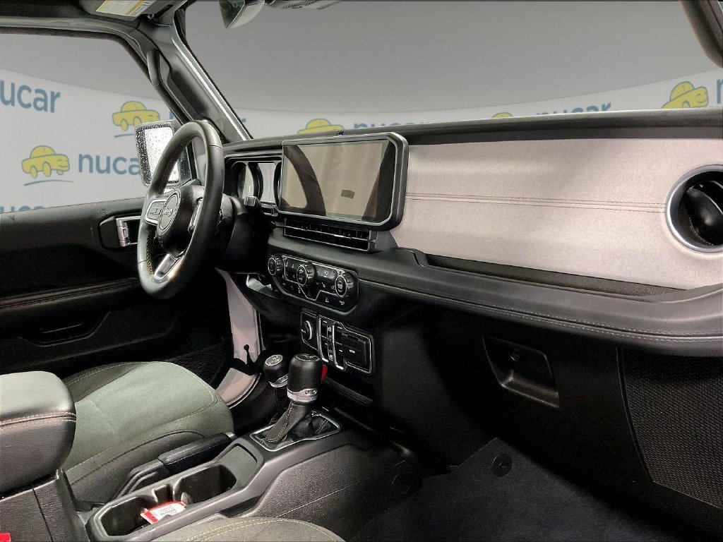 Used 2024 White Jeep Sahara 4xe image 14