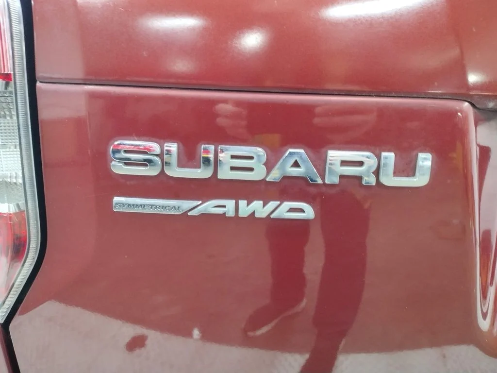 Used 2016 Red Subaru 2.5i Premium image 17