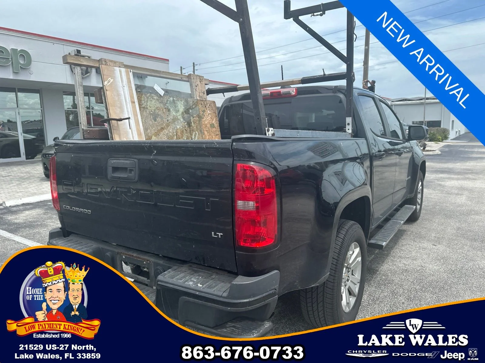 Used 2022 Black Chevrolet LT image 3