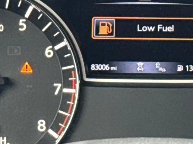 Used 2020 Blue Nissan SV image 23