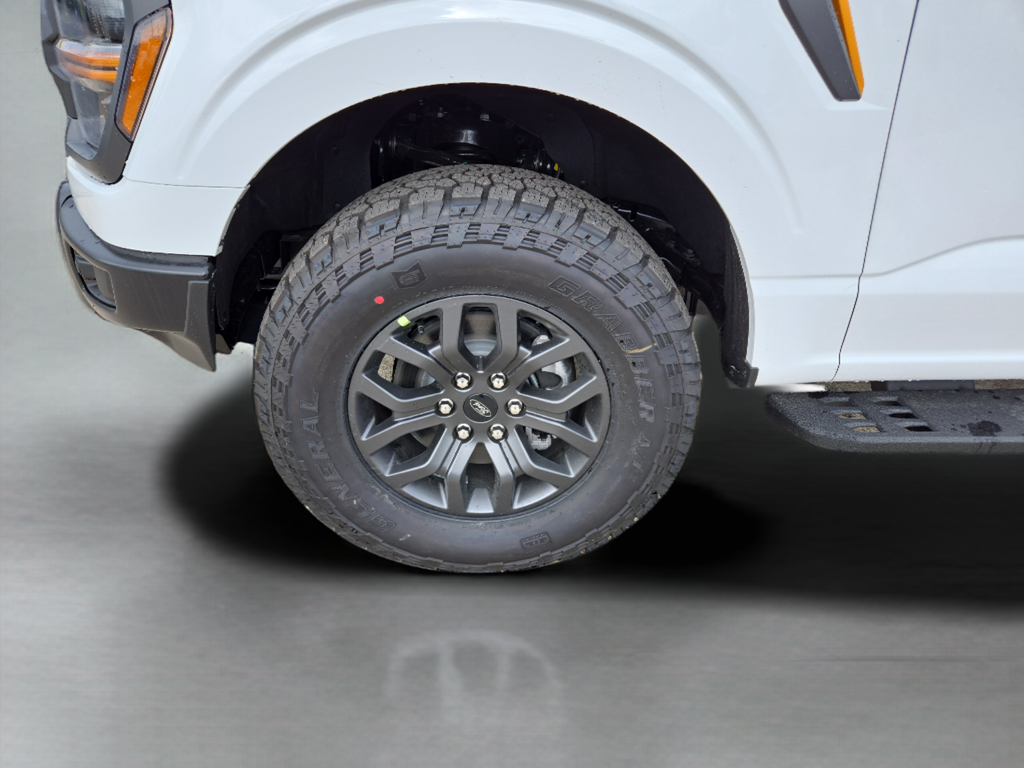 New 2026 Oxford White Ford Tremor® image 9