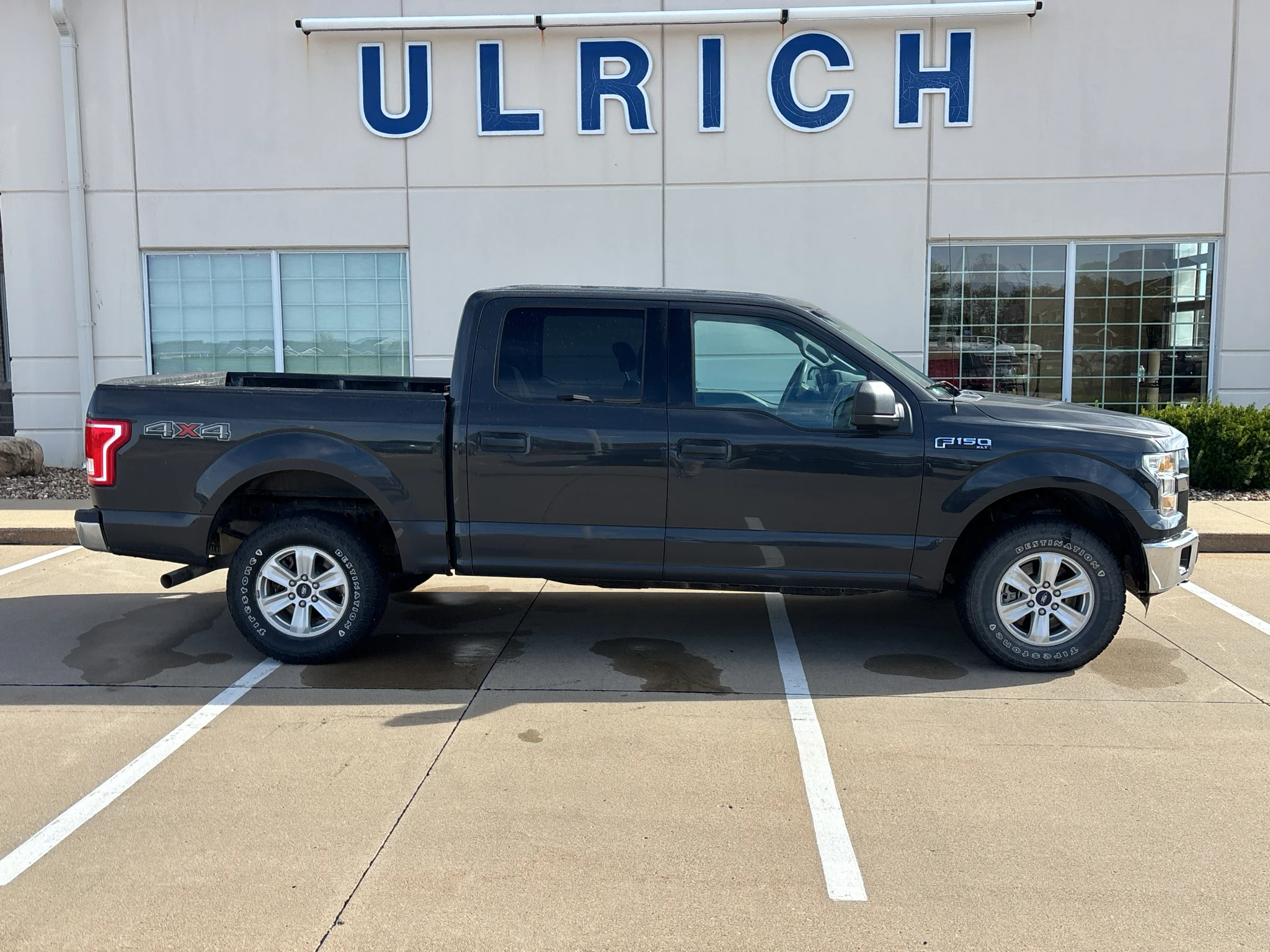 Used 2017 Lithium Gray Ford XLT image 6