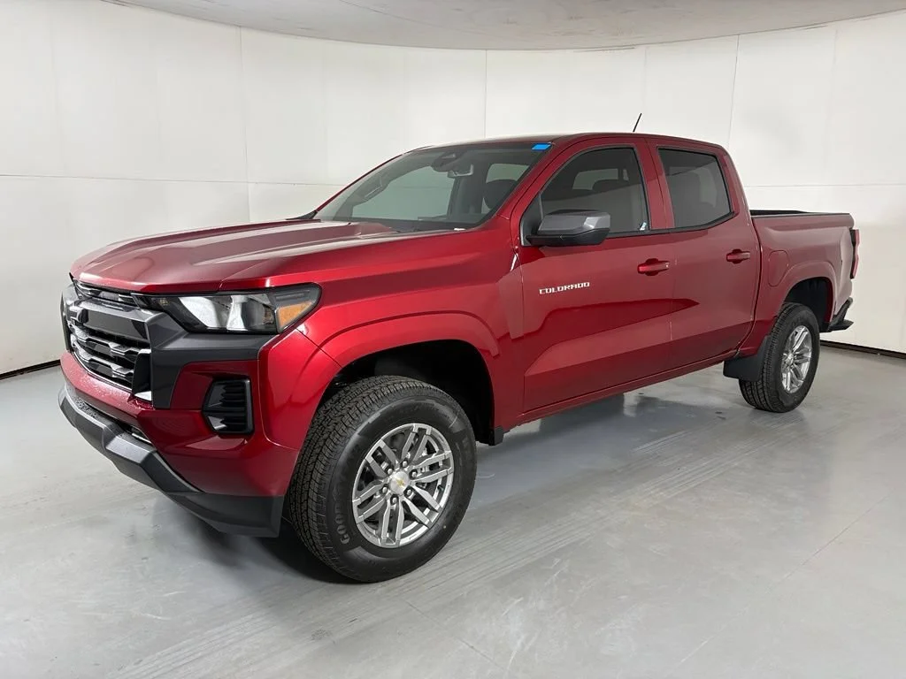 New 2026 Radiant Red Tintcoat Chevrolet LT image 5