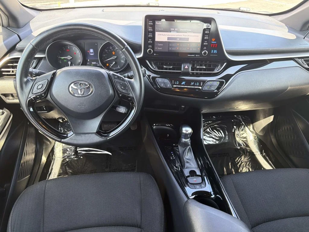 Used 2019 Silver Knockout Metallic Toyota XLE image 6