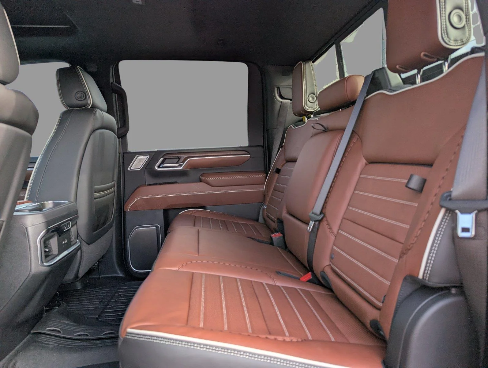 New 2026 Sterling Metallic GMC Denali Ultimate image 34