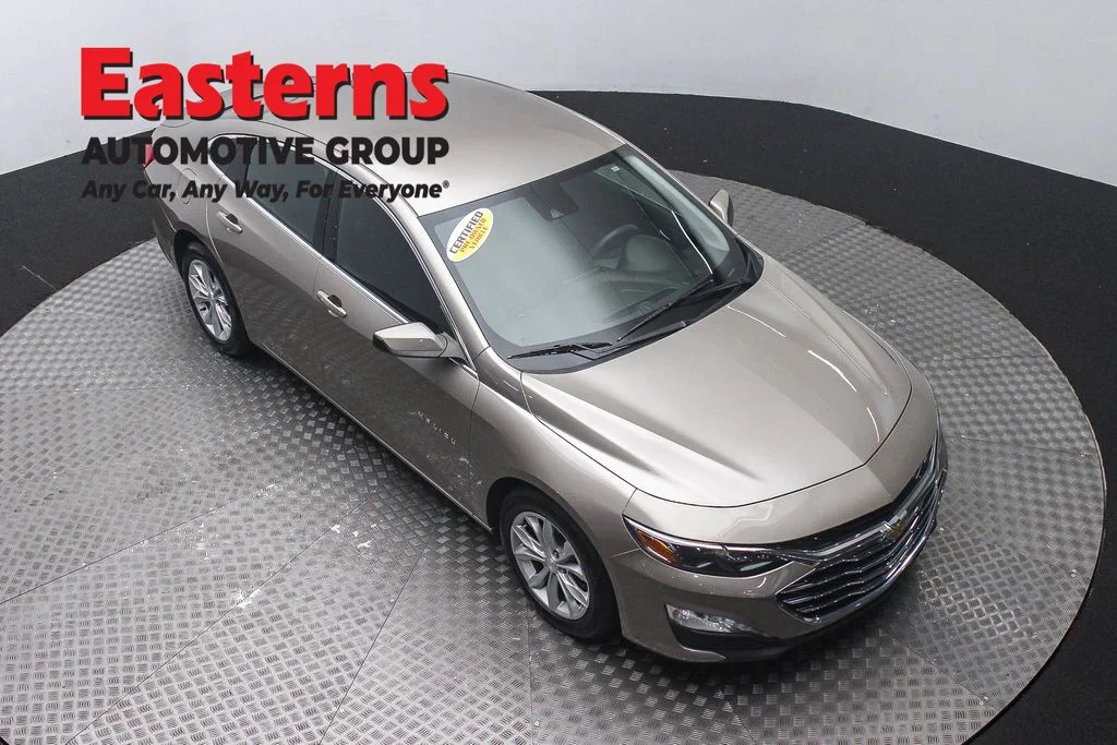 Used 2025 Gray Chevrolet LT image 3