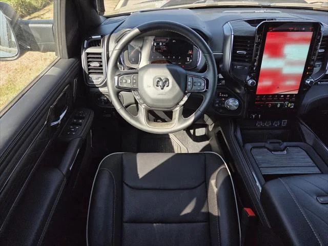 New 2026 Diamond Black Crystal Pearl-Coat Exterior Paint RAM Limited image 7