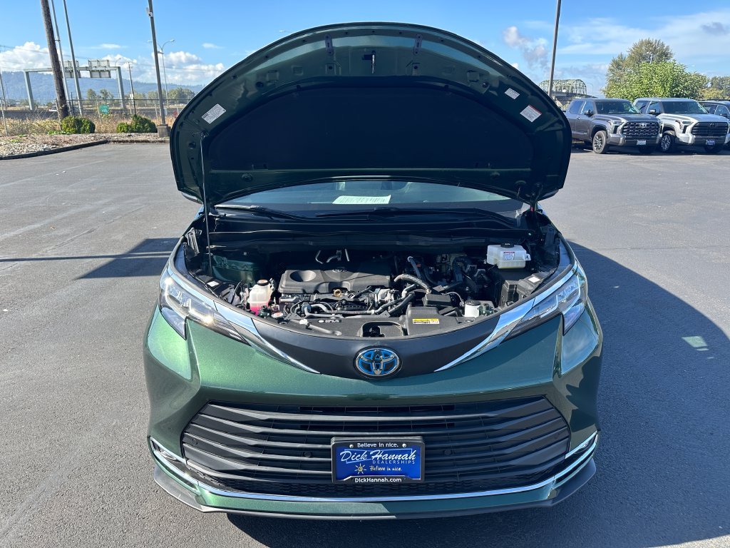 Used 2021 Cypress Toyota XLE image 4