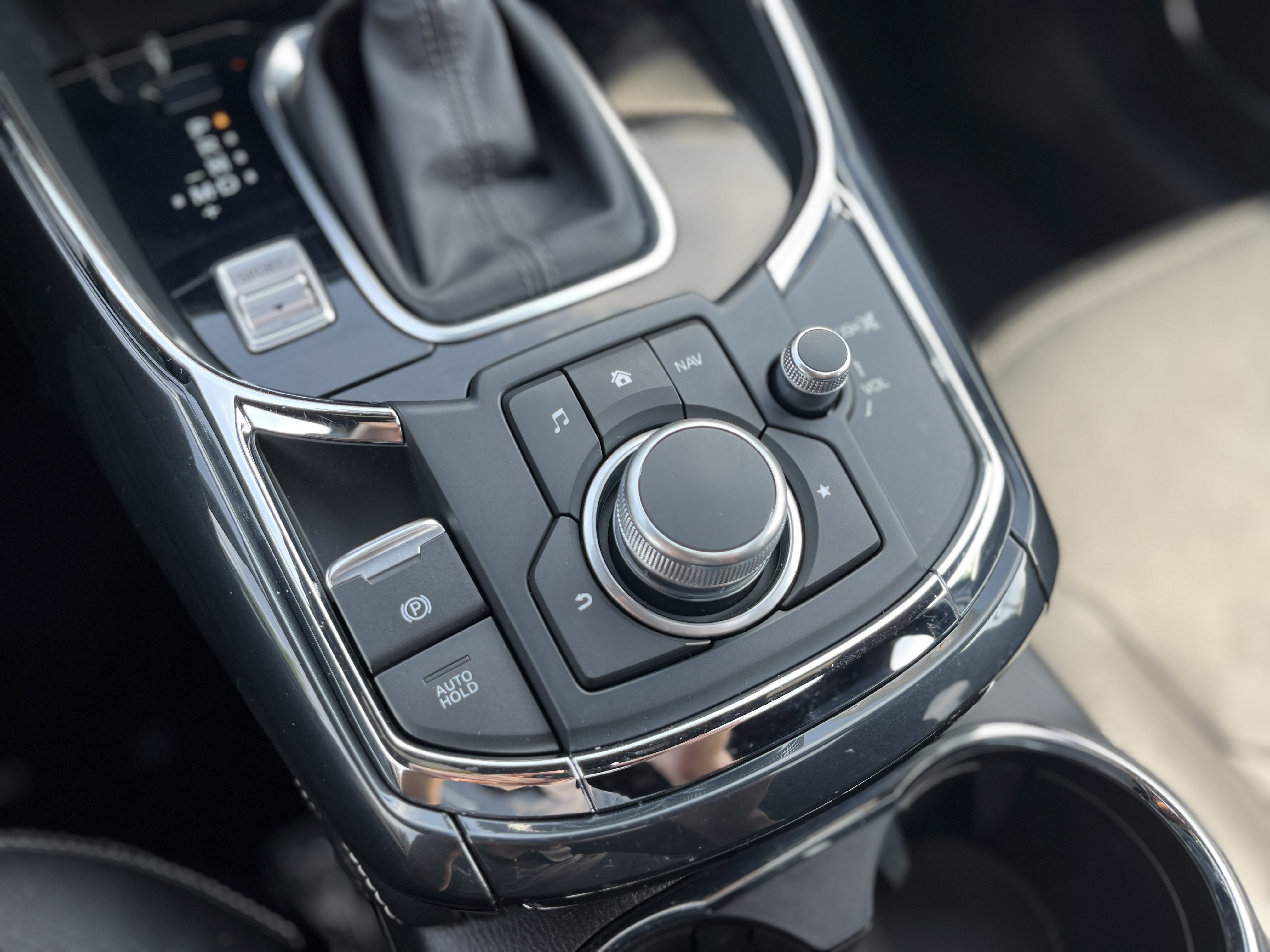 Used 2020 Sonic Silver Metallic Mazda Grand Touring image 25