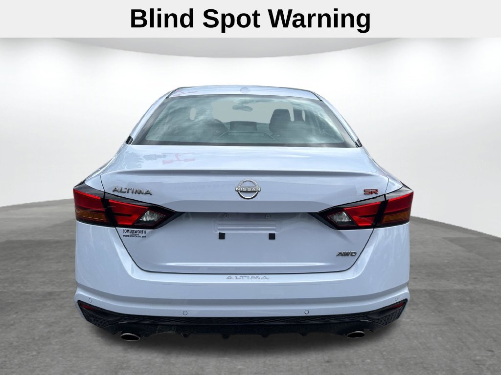 Used 2025 Gray Nissan 2.5 SR image 7