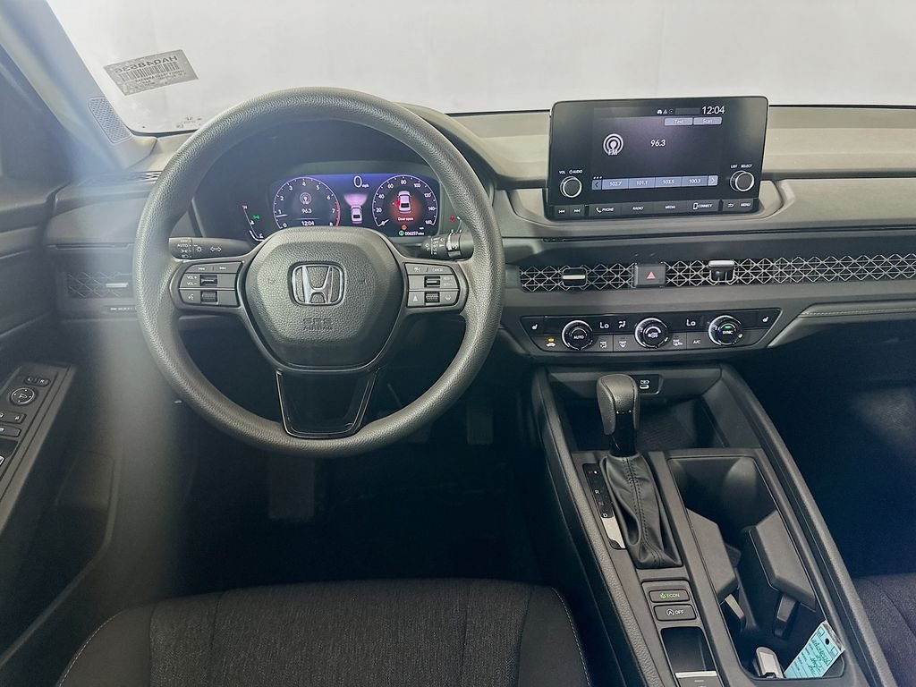 2025 Honda Accord SE - Photo 22