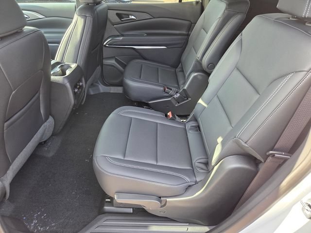 New 2027 Summit White Chevrolet LT image 8
