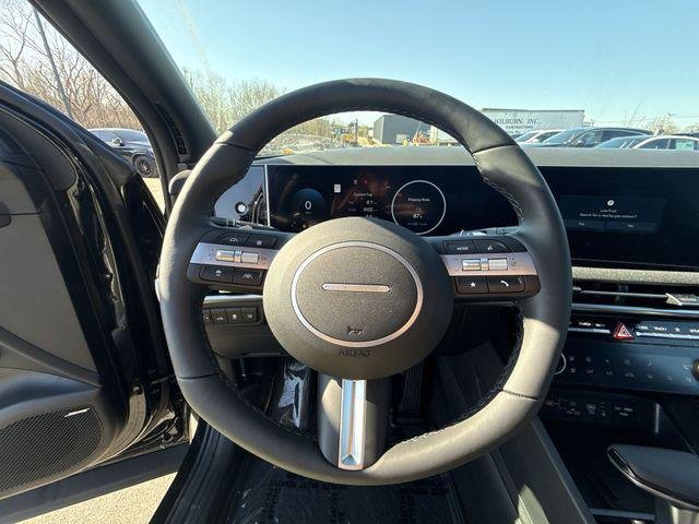 2025 Hyundai Santa Cruz Limited - Photo 14