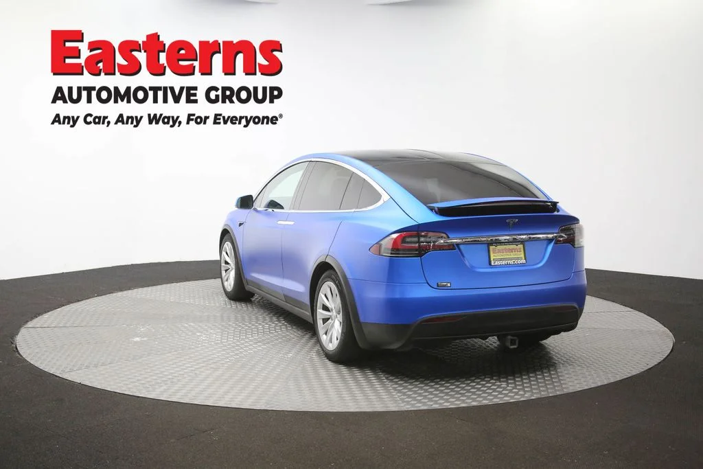 Used 2019 Blue Tesla 75D image 61