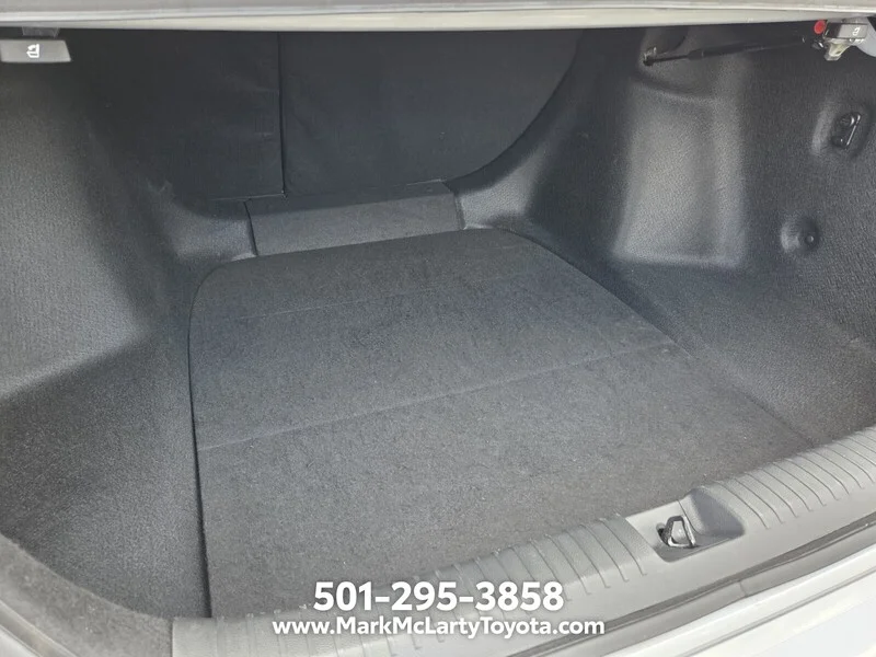 Used 2025 Solar Silver Metallic Honda SE CVT image 13