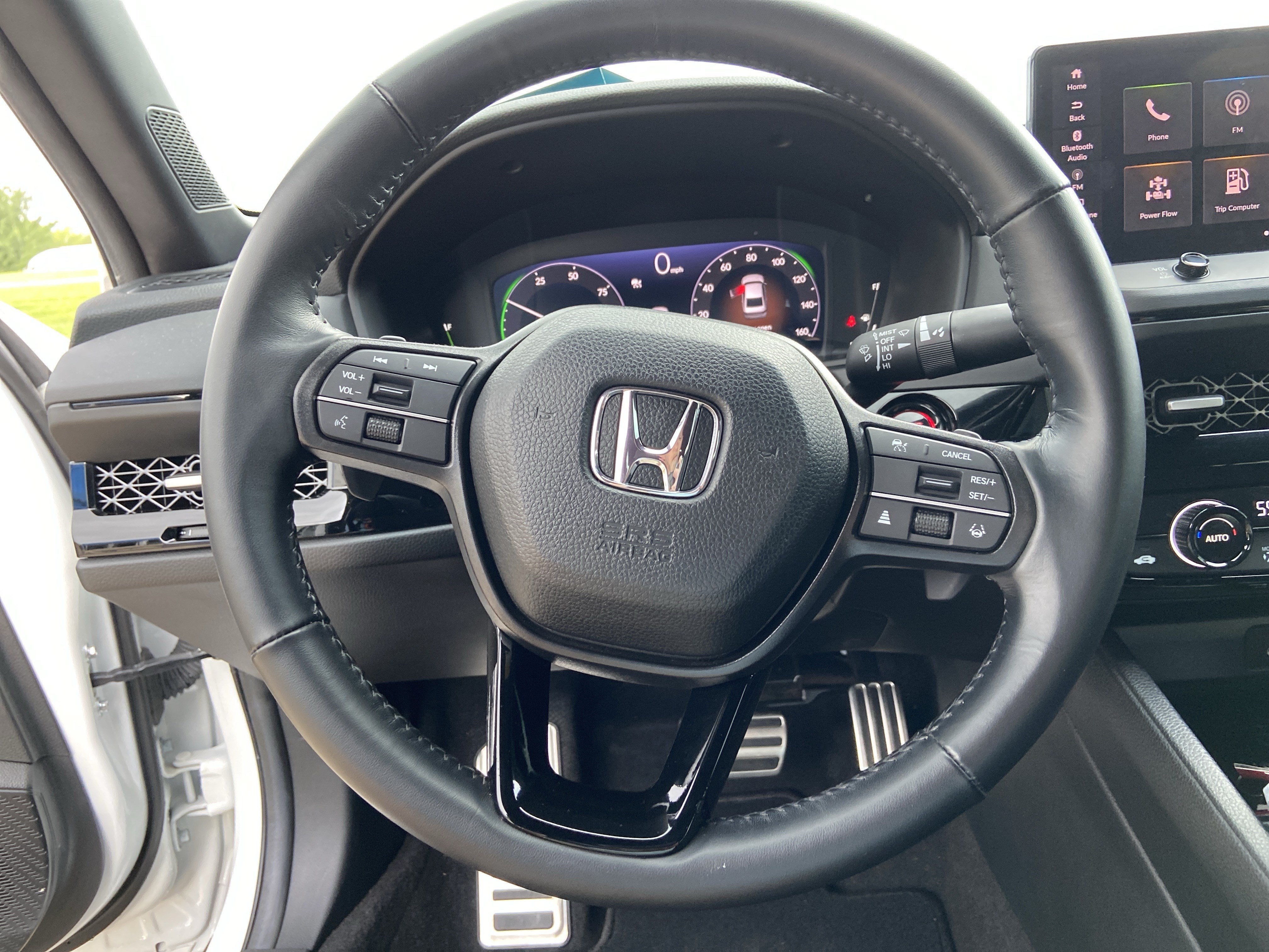 Used 2024 Platinum White Pearl Honda Sport image 22
