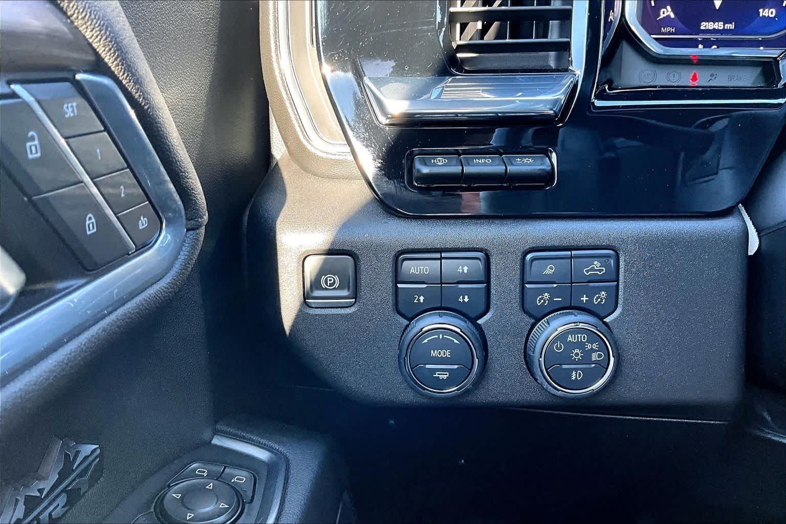 Used 2025 Sterling Gray Metallic Chevrolet High Country image 33
